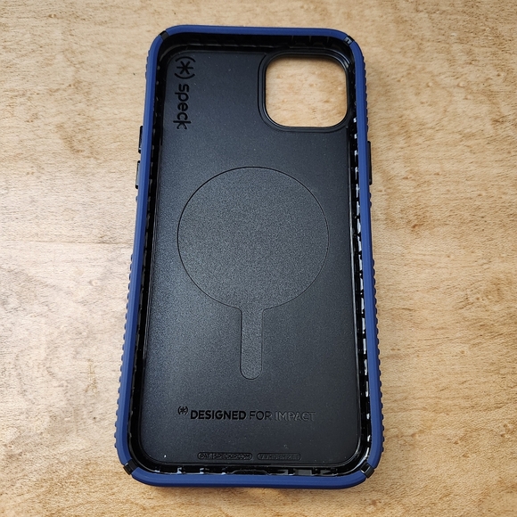 Speck Presidio2 Grip with MagSafe Blue Case - iPhone 14 Plus/ iphone 6.7 (2022) - Picture 4 of 8